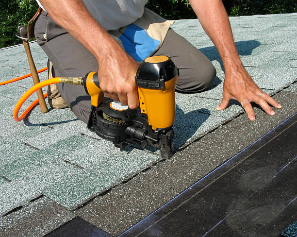 Roof Gutter Cleaning in Cloverleaf, TX